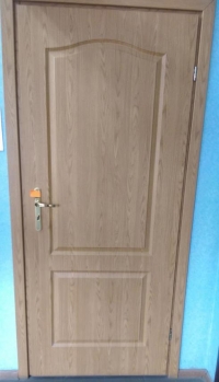 Drzwi wewnętrzne pełne , okleina dąb 80P